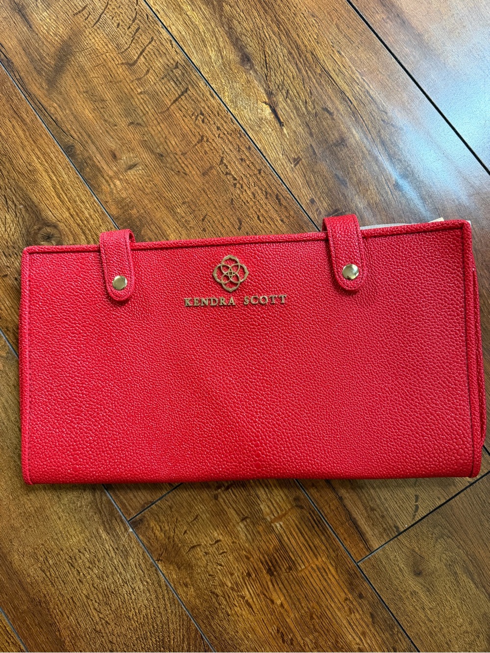 Kendra Scott Bright Red Pebbled Leather Wallet Tote